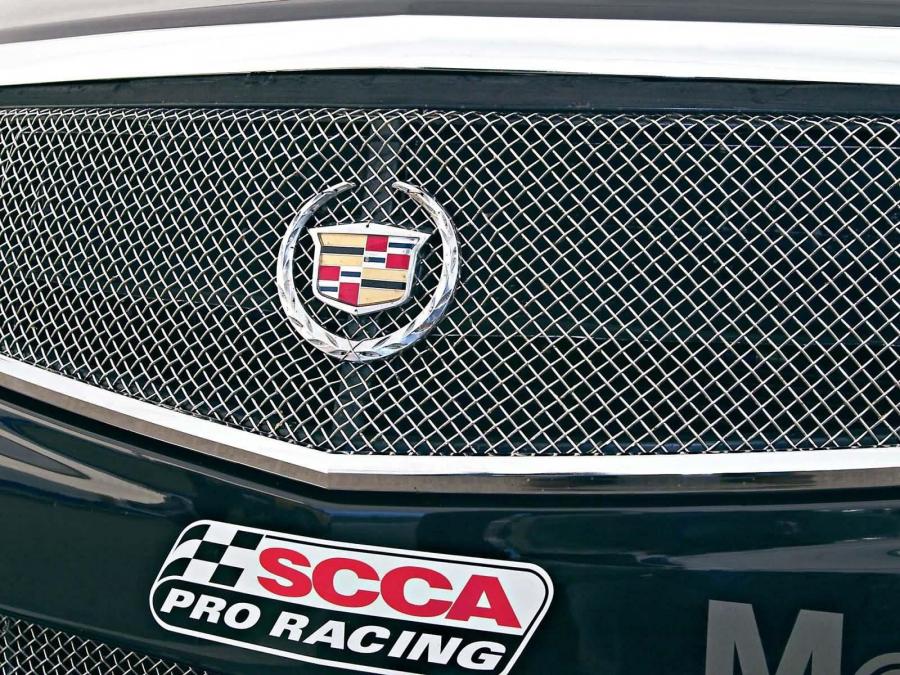  Cadillac CTS-V Race Car 2004 года  (фото 12 из 33)